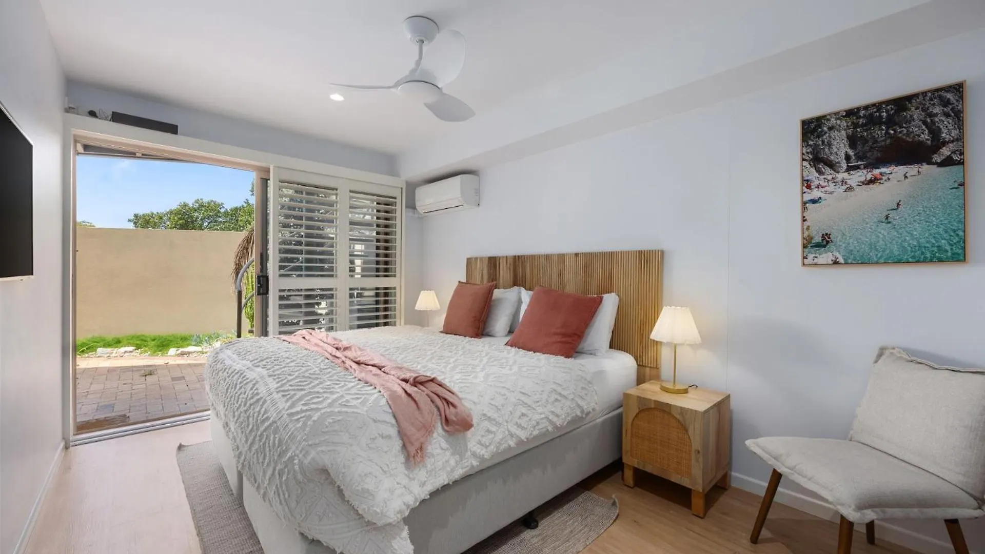 2-Villa Marina 106 Noosa Parade Noosaville Qld 4566